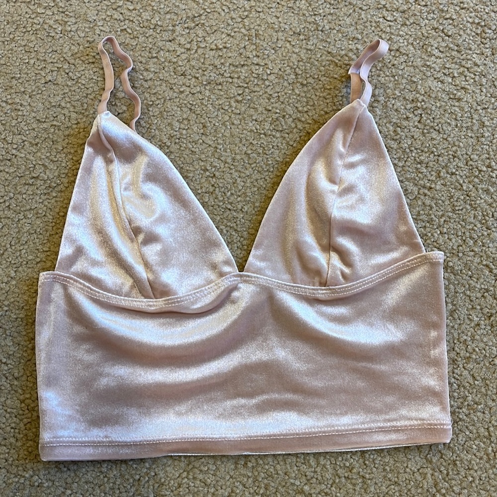 Garage pink cropped top